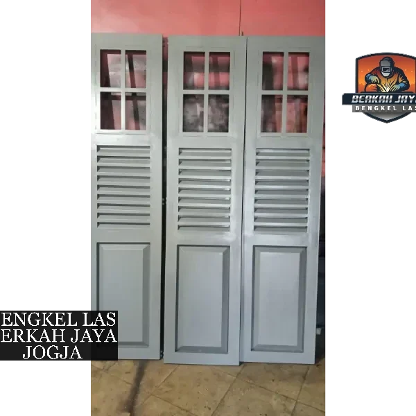 pintu garasi besi tempa jogja
